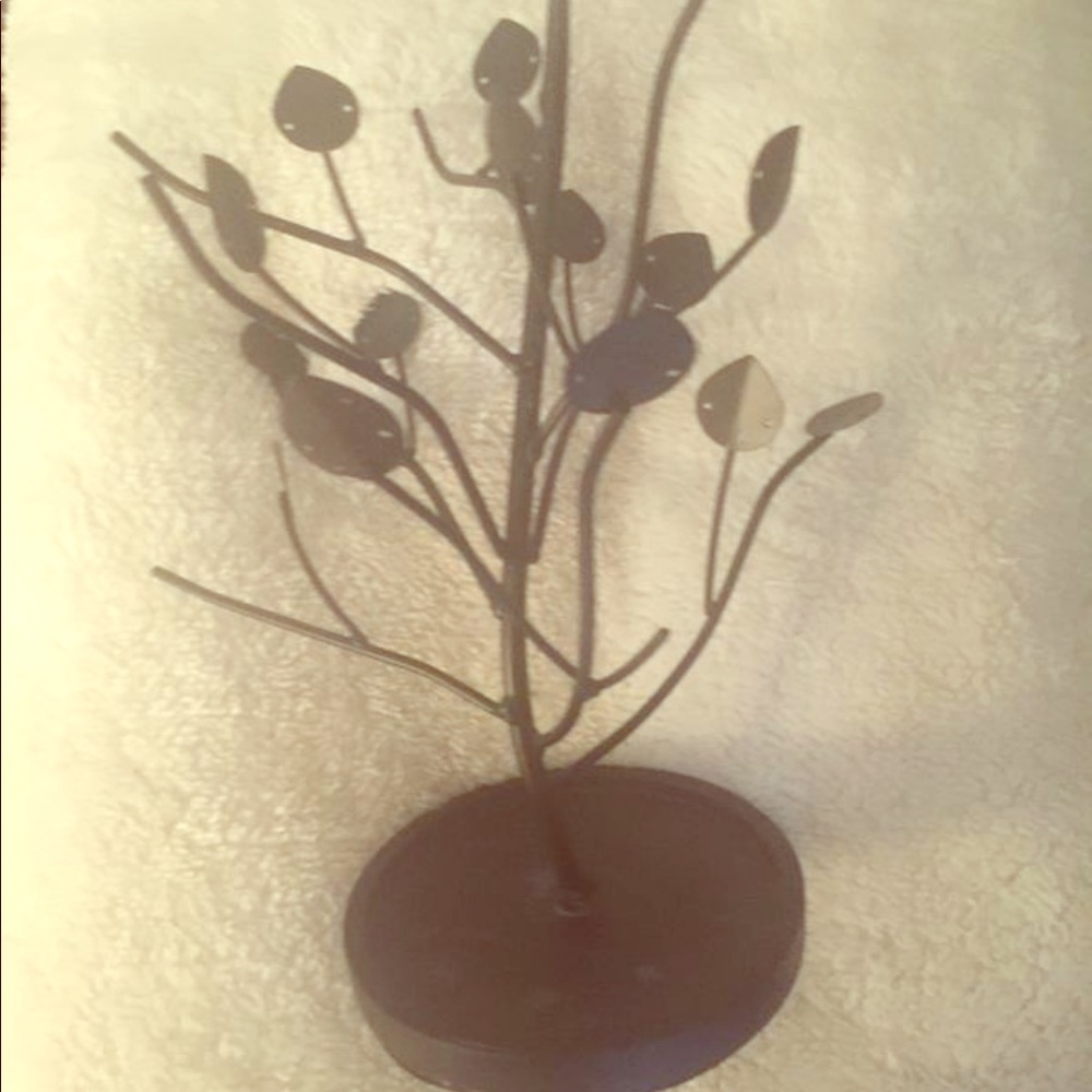 Earring tree !! New in packaging